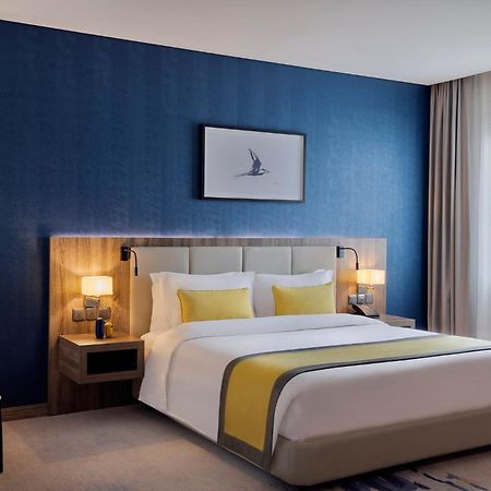 Voco Al Khobar By Ihg Hotel Exterior photo A bedroom at the hotel