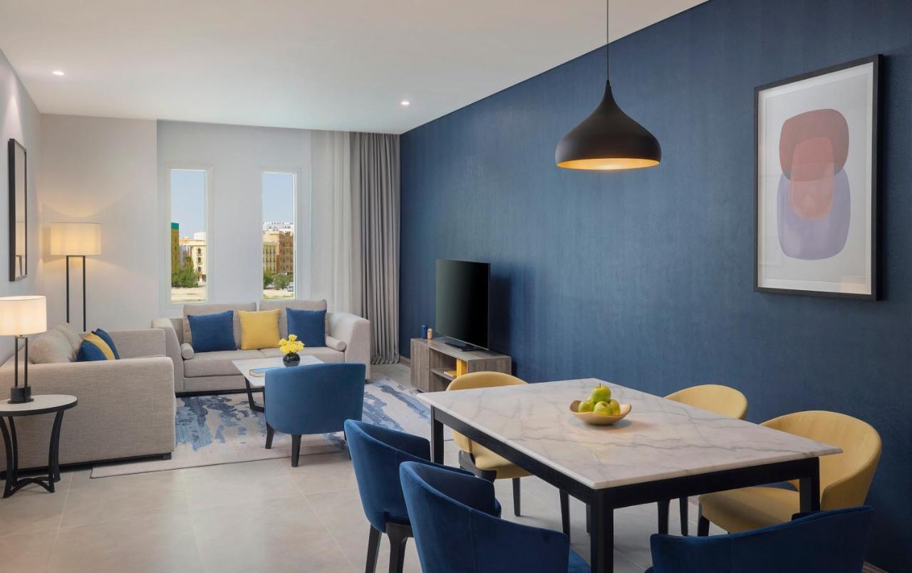 Voco Al Khobar By Ihg Hotel Exterior photo A living room at the hotel