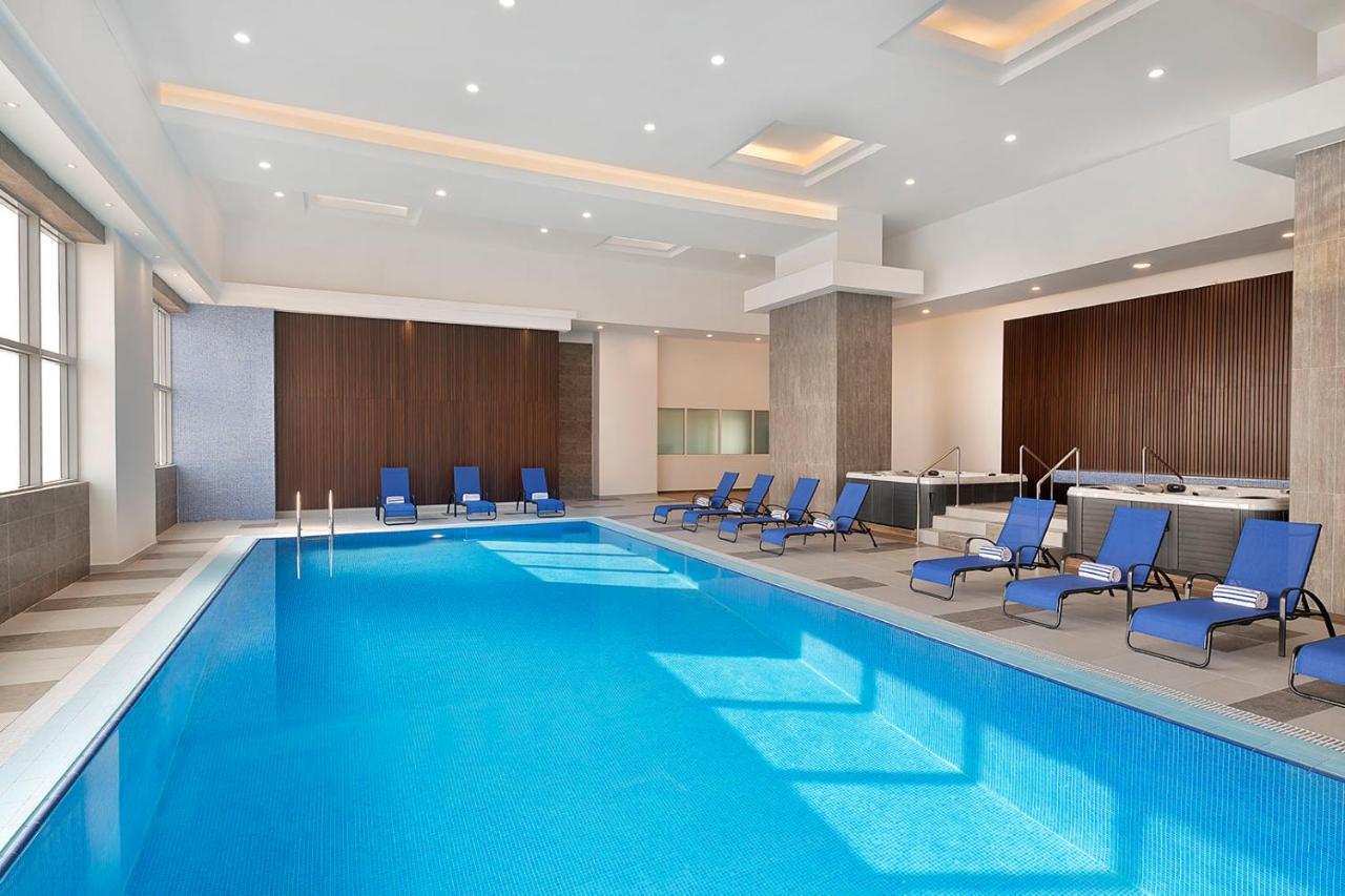 Voco Al Khobar By Ihg Hotel Exterior photo Indoor pool