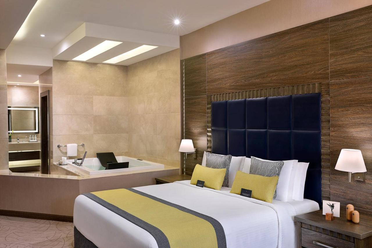 Voco Al Khobar By Ihg Hotel Exterior photo