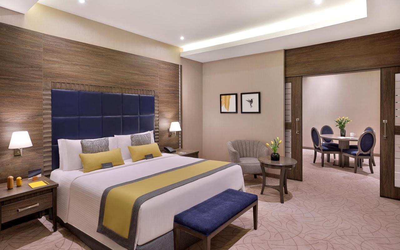 Voco Al Khobar By Ihg Hotel Exterior photo Suite