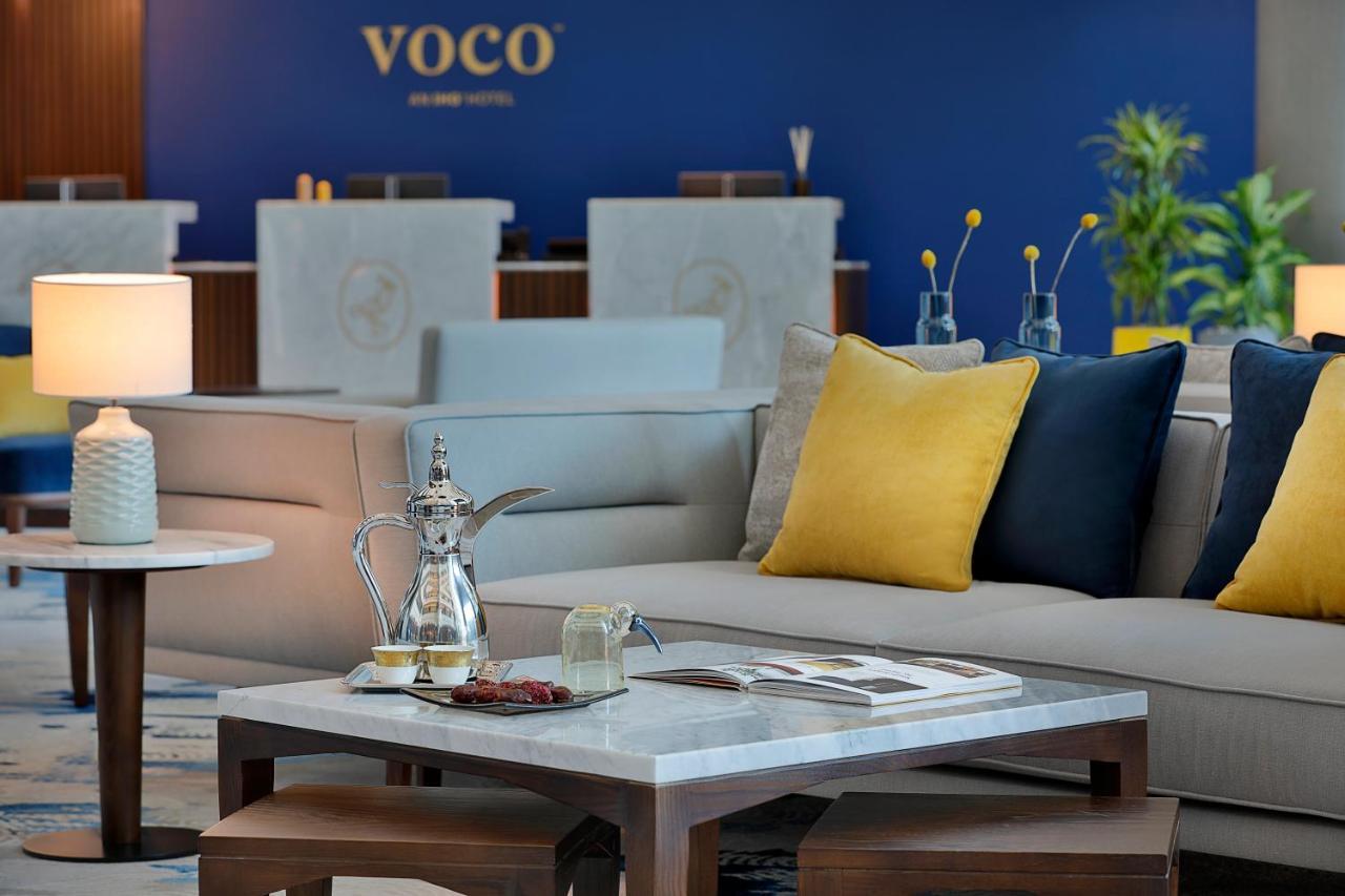 Voco Al Khobar By Ihg Hotel Exterior photo A coffee table